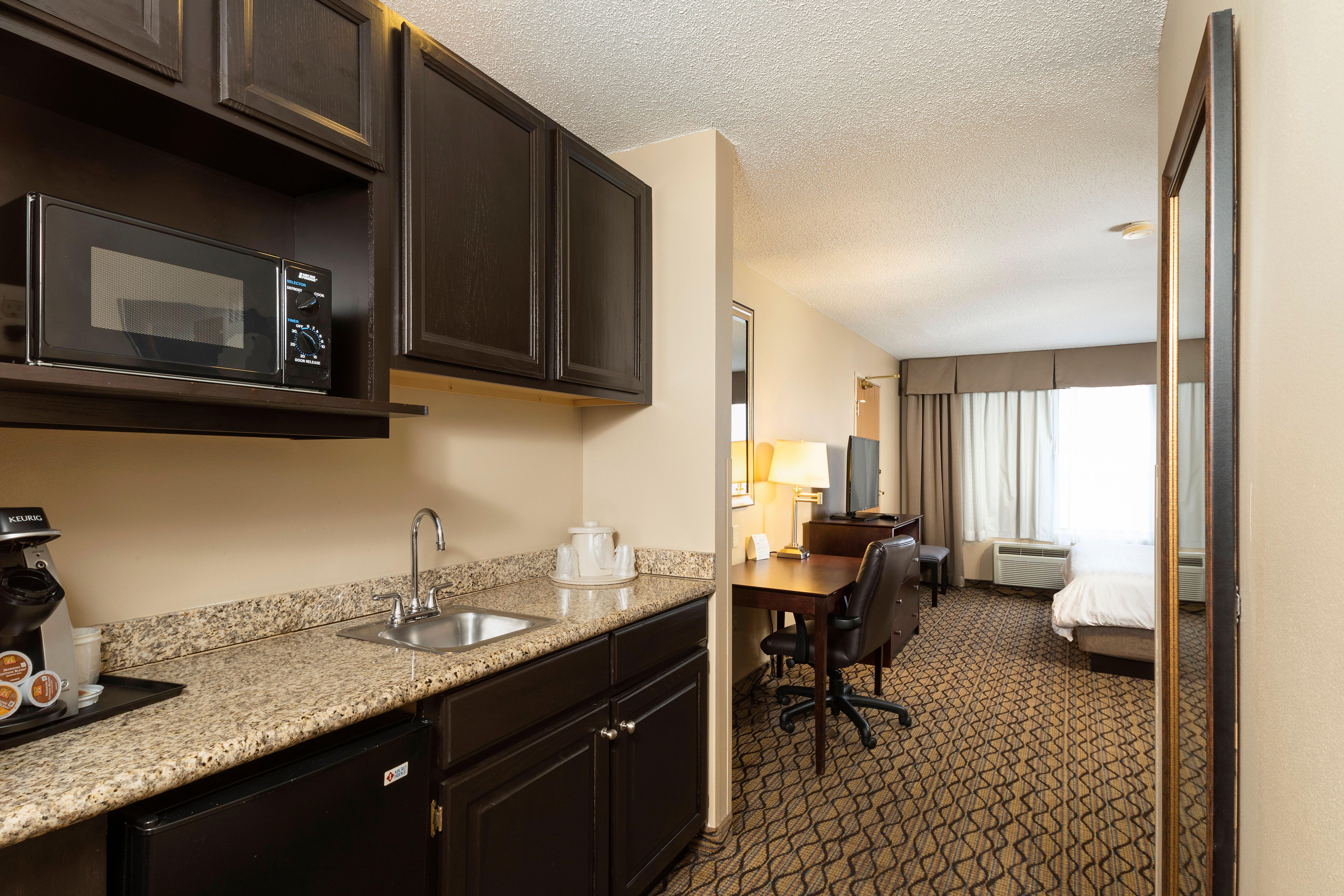 Holiday Inn Express Bloomington West By Ihg Eksteriør billede
